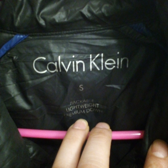 Calvin Klein woman's bubble jacket small - Picture 2 of 6